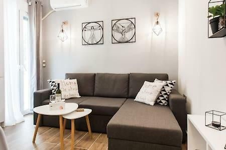 Cozy Studio 50M From Sea Афины Экстерьер фото