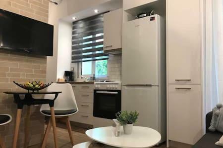 Cozy Studio 50M From Sea Афины Экстерьер фото